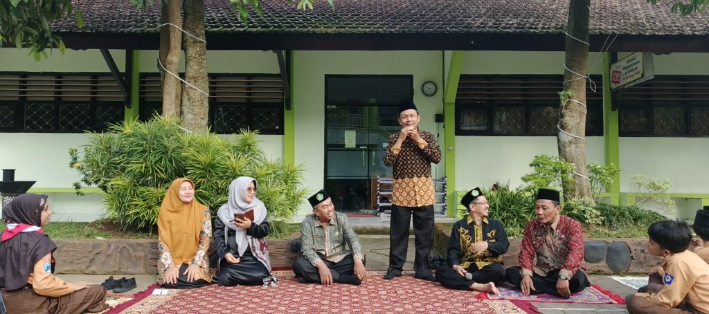 Lepas Pisah Purnabakti: Terima Kasih atas Pengabdianmu, Bapak Drs. Nasution