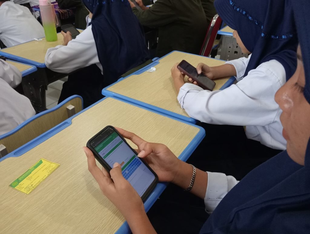 Pelaksanaan Asesmen Sumatif Akhir di MTsN 8 Banyuwangi pada Hari Ke-8