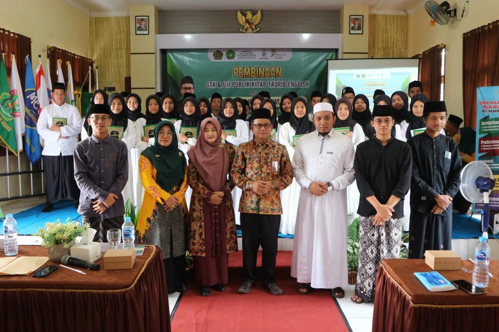 Pembinaan GTK dan Uji Publik Kitab Tagrib Berbahasa Inggris