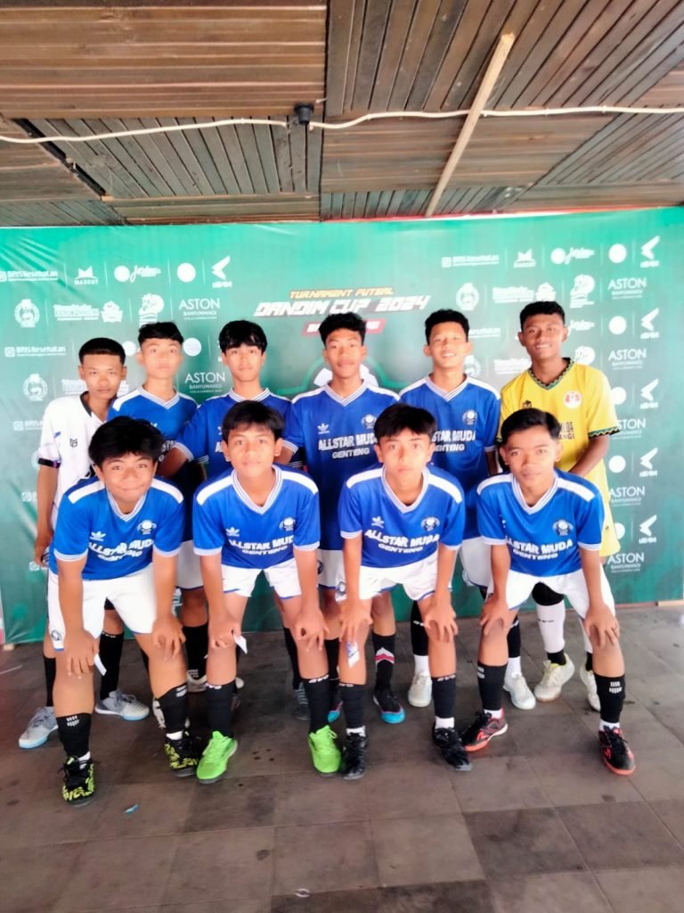 MTsN 8 Banyuwangi Menang Telak dalam Pertandingan Futsal Dandim Cup di GOR Banyuwangi